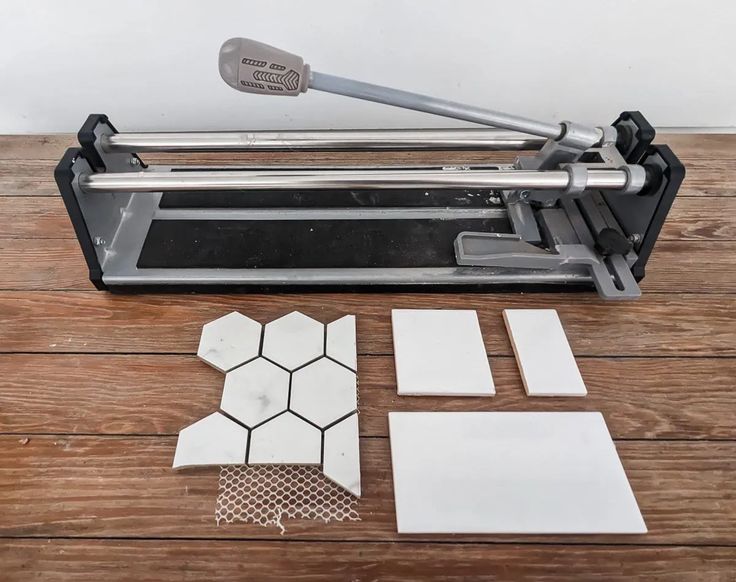 Tiles Cutting